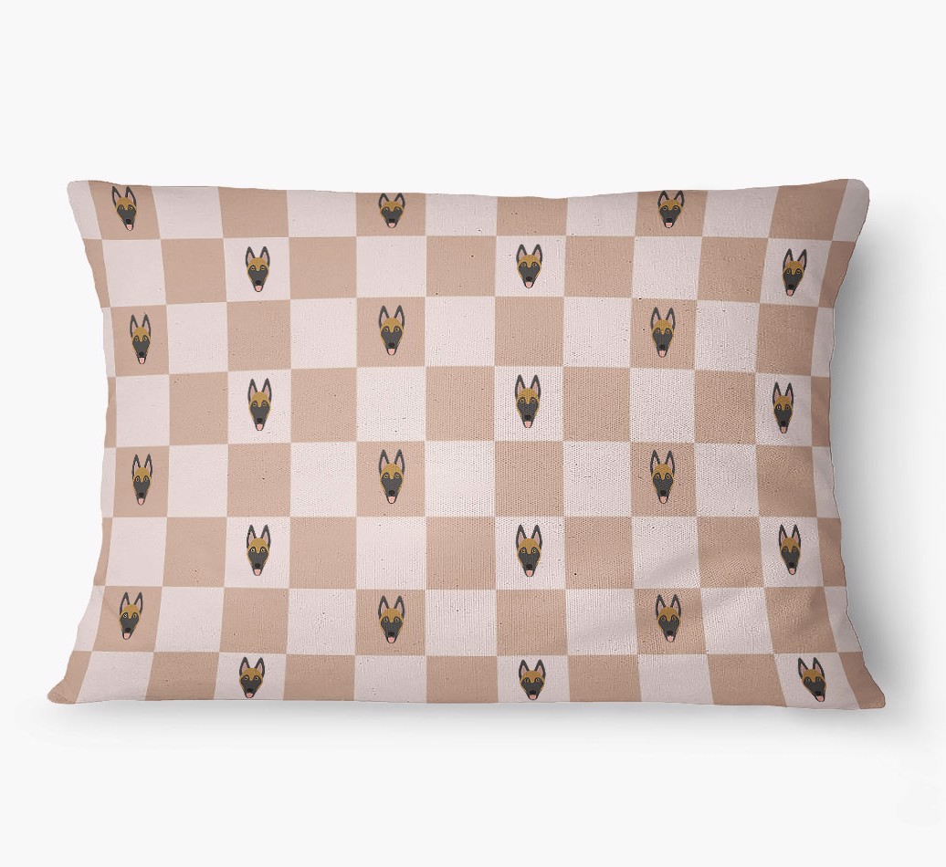 'Checkered Pattern' - Personalized {breedFullName} Dog Bed
