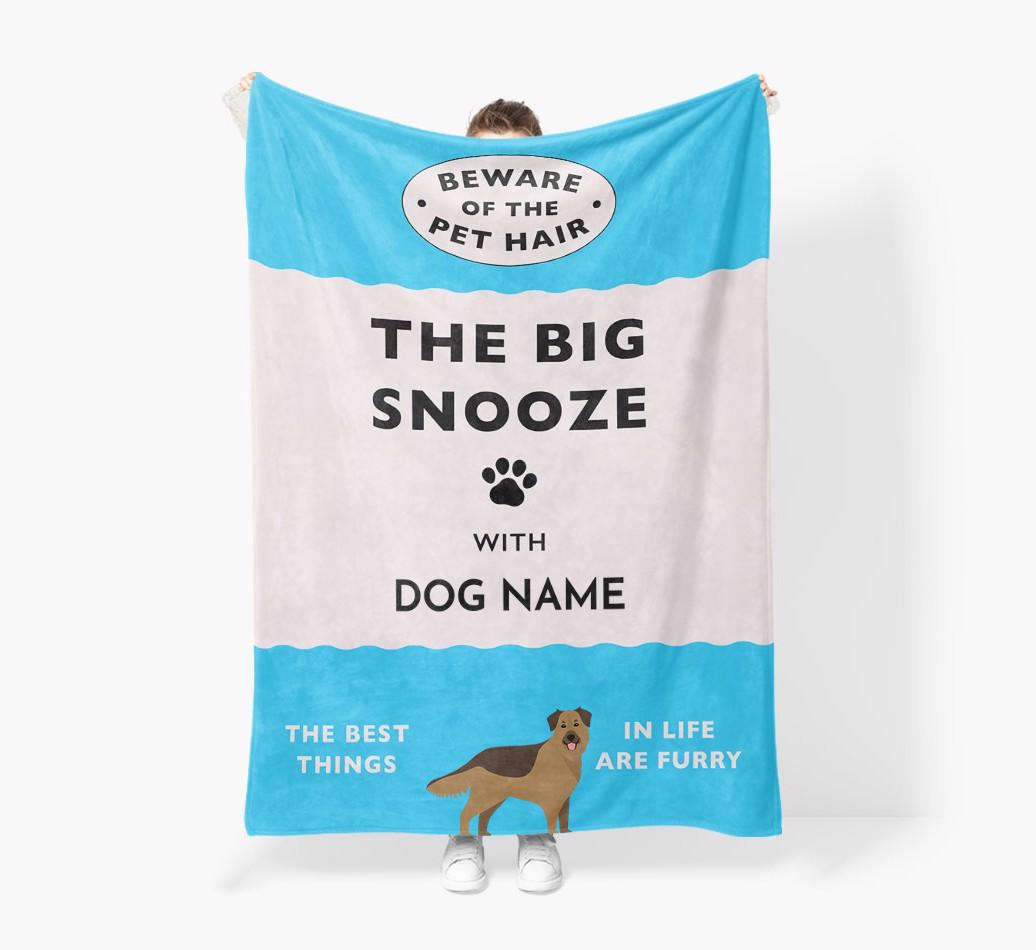 'The Big Snooze' - Personalized Sherpa Fleece Blanket with {breedFullName} Yappicon
