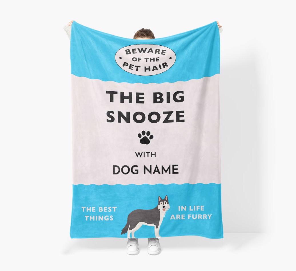 'The Big Snooze' - Personalized Sherpa Fleece Blanket with {breedFullName} Yappicon