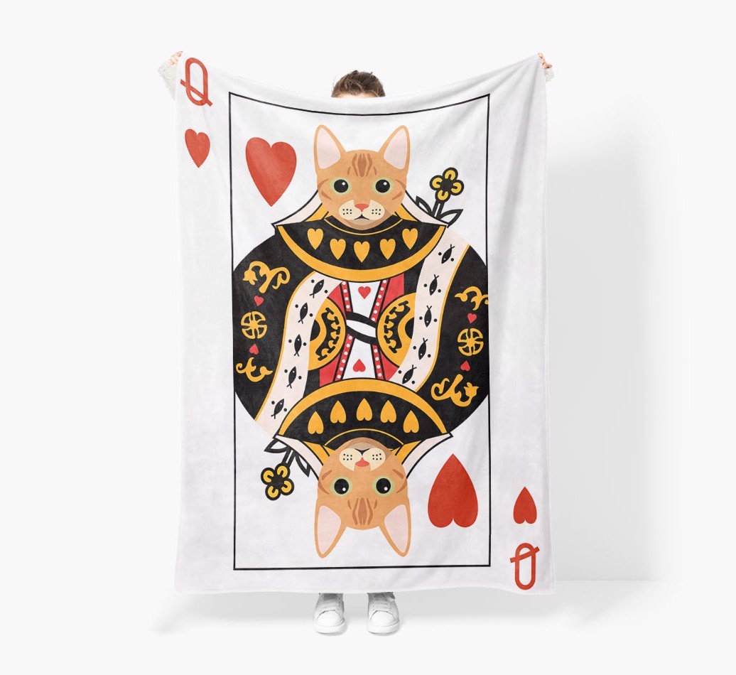 'Queen Of Hearts' - Personalised Sherpa Fleece Blanket with {breedFullName} Yappicon