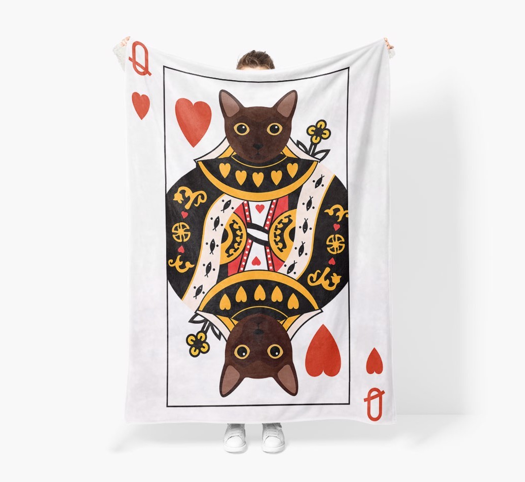 'Queen Of Hearts' - Personalised Sherpa Fleece Blanket with {breedFullName} Yappicon