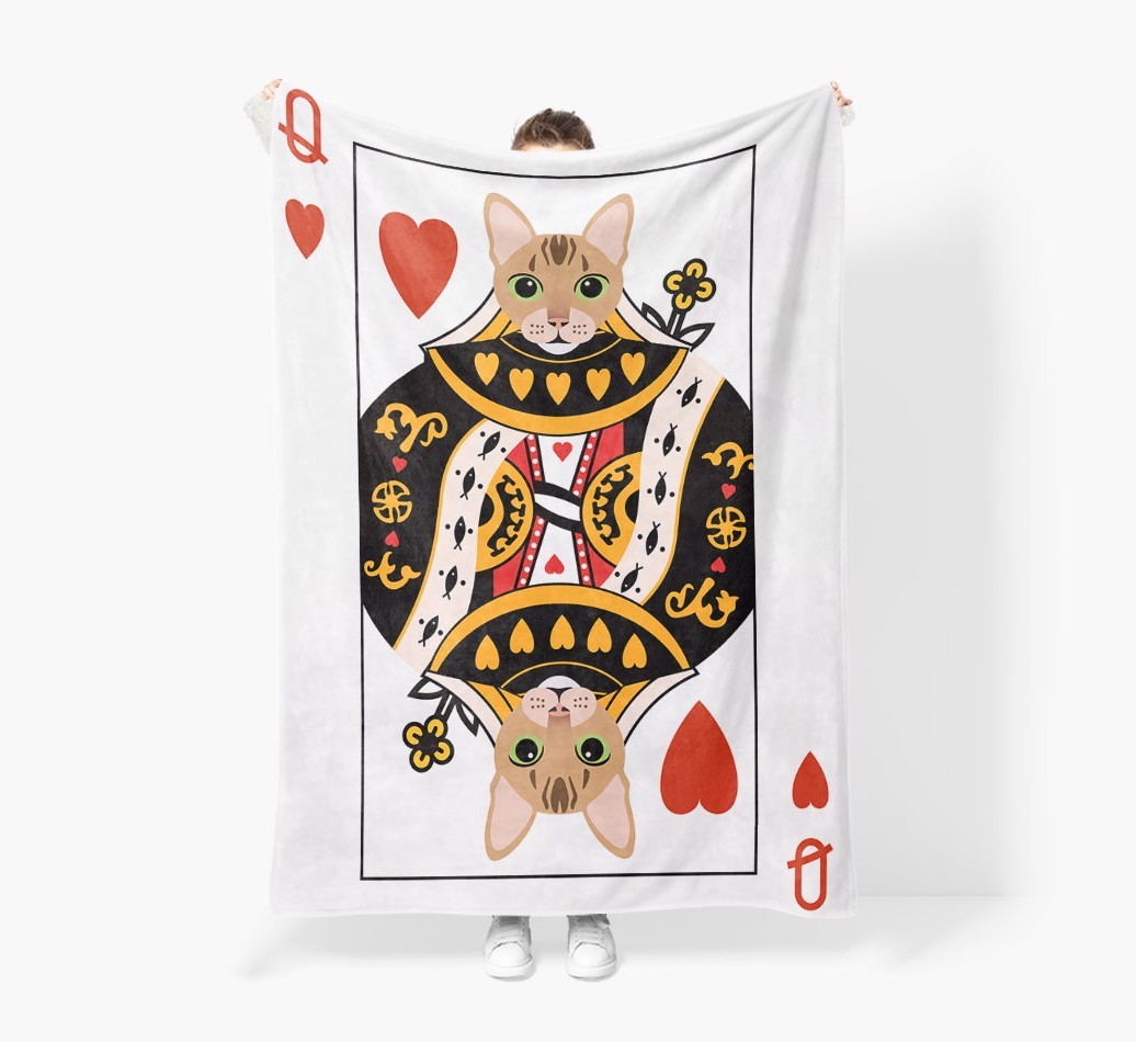 'Queen Of Hearts' - Personalised Sherpa Fleece Blanket with {breedFullName} Yappicon