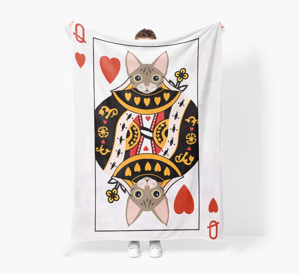 'Queen Of Hearts' - Personalised Sherpa Fleece Blanket with {breedFullName} Yappicon