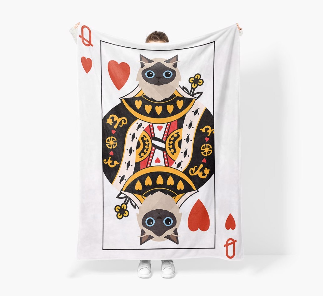 'Queen Of Hearts' - Personalised Sherpa Fleece Blanket with {breedFullName} Yappicon
