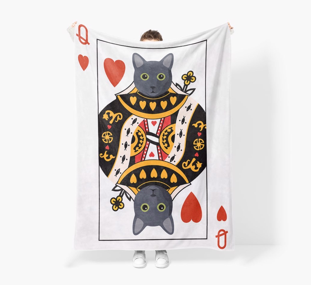 'Queen Of Hearts' - Personalised Sherpa Fleece Blanket with {breedFullName} Yappicon