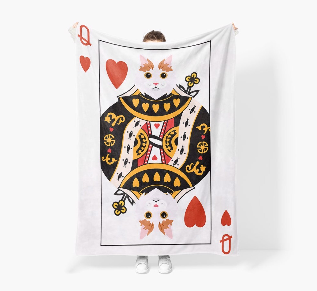 'Queen Of Hearts' - Personalised Sherpa Fleece Blanket with {breedFullName} Yappicon