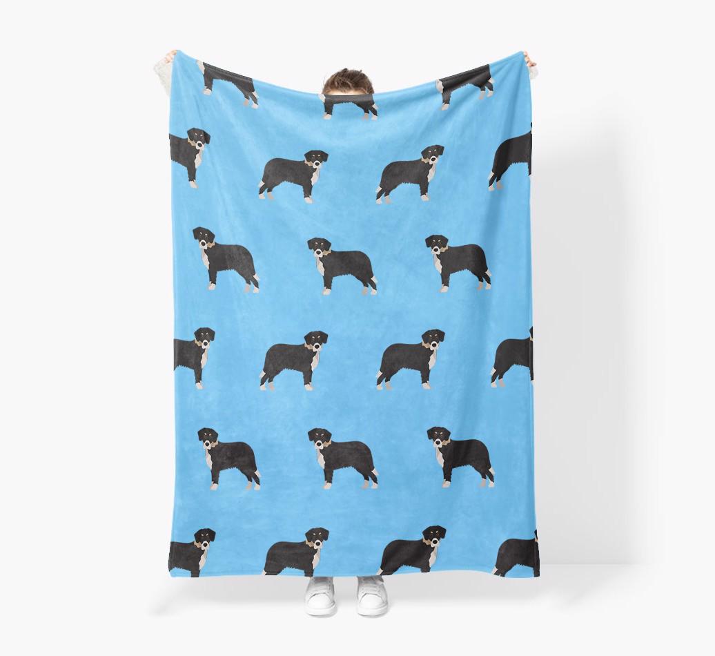 '{breedFullName} Icon Pattern' - Personalized Blanket: Premium Sherpa Fleece