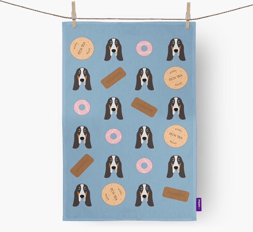 Biscuit Pattern Tea Towel with {breedFullName} Icons